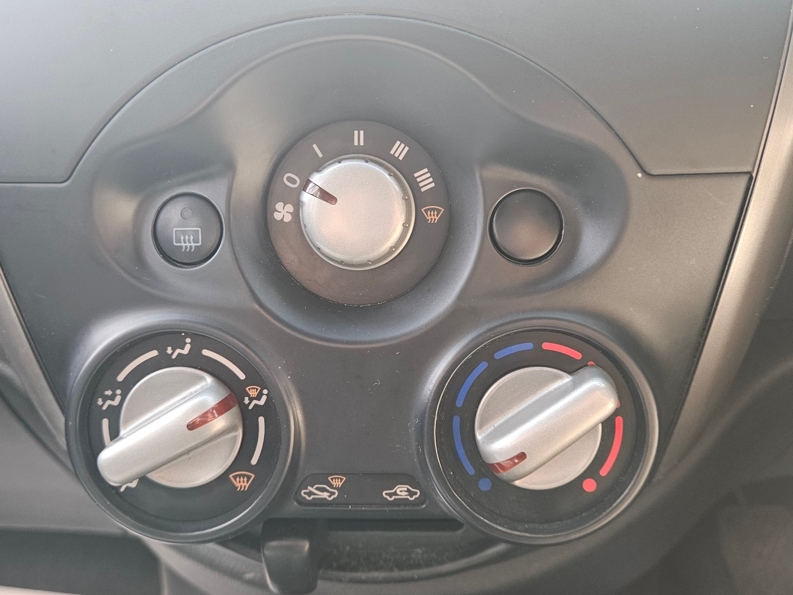 Nissan Micra - Image 29