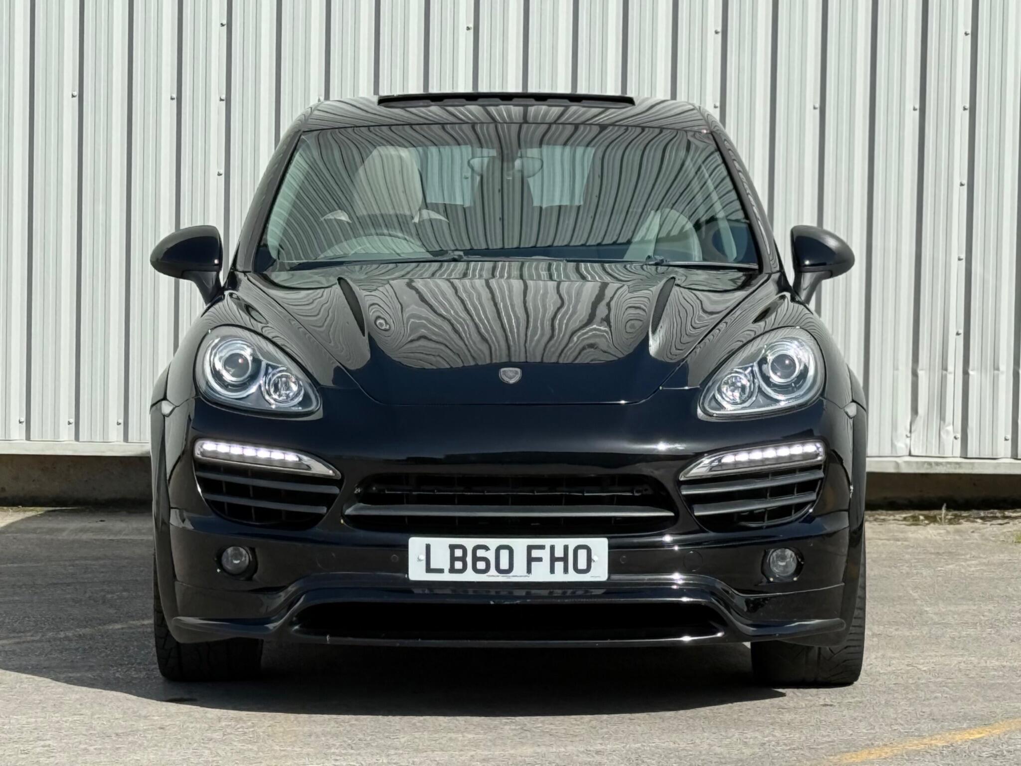 Porsche Cayenne - Image 7