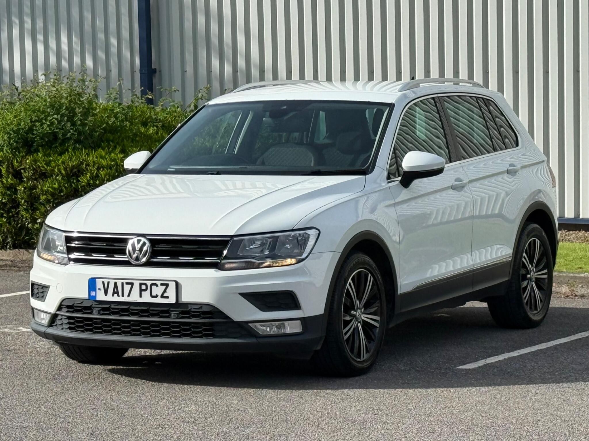 Volkswagen Tiguan - Image 3