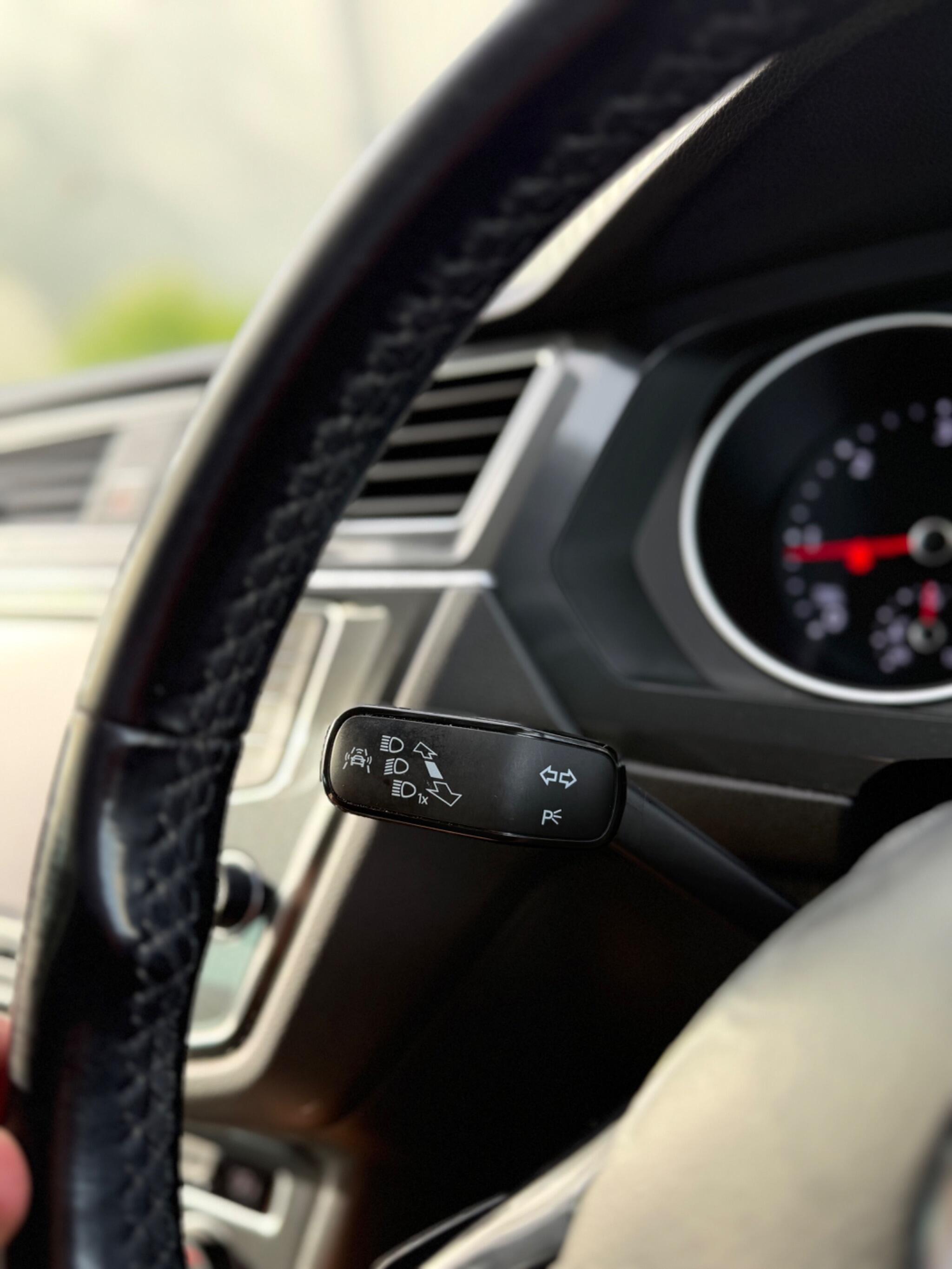 Volkswagen Tiguan - Image 45