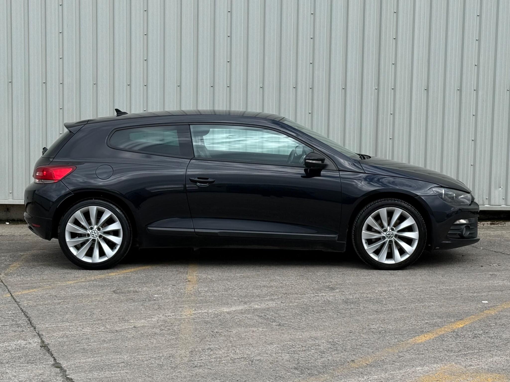 Volkswagen Scirocco - Image 9