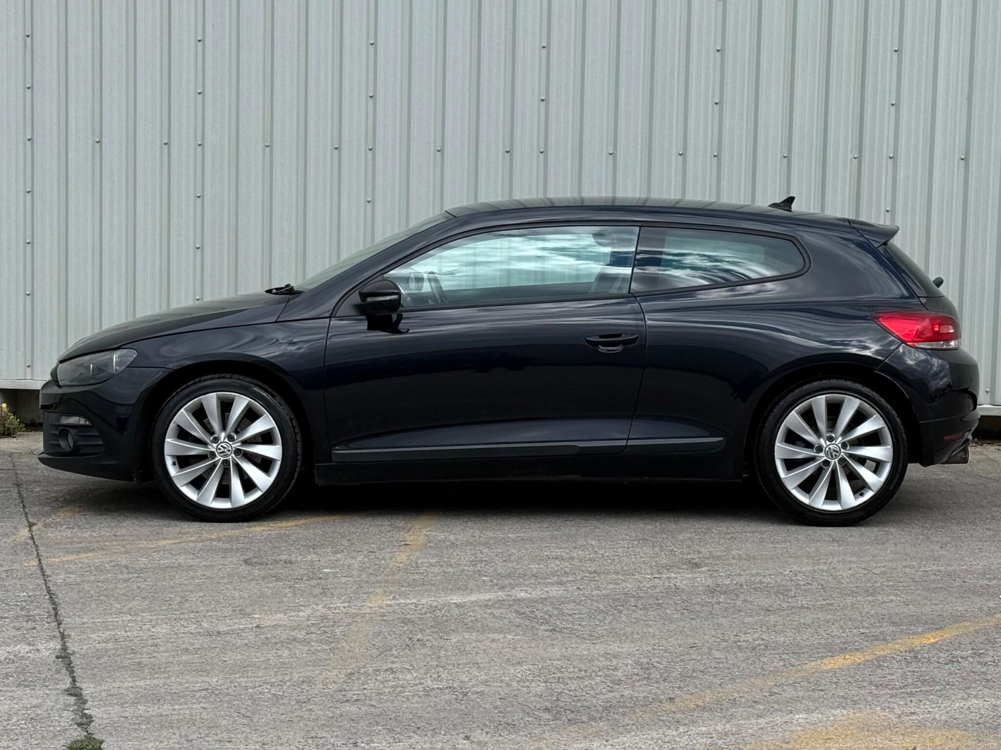 Volkswagen Scirocco - Image 12
