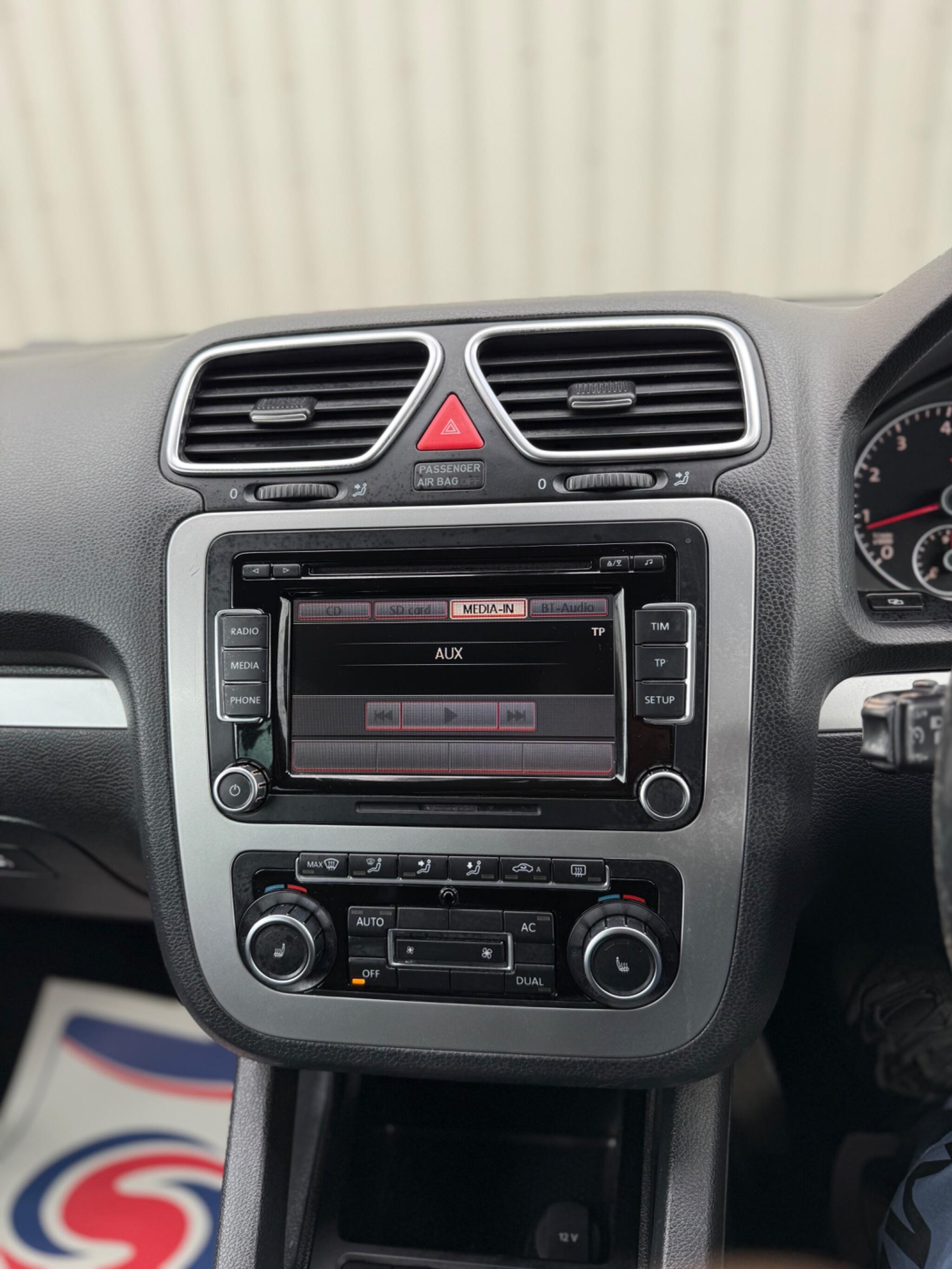 Volkswagen Scirocco - Image 26