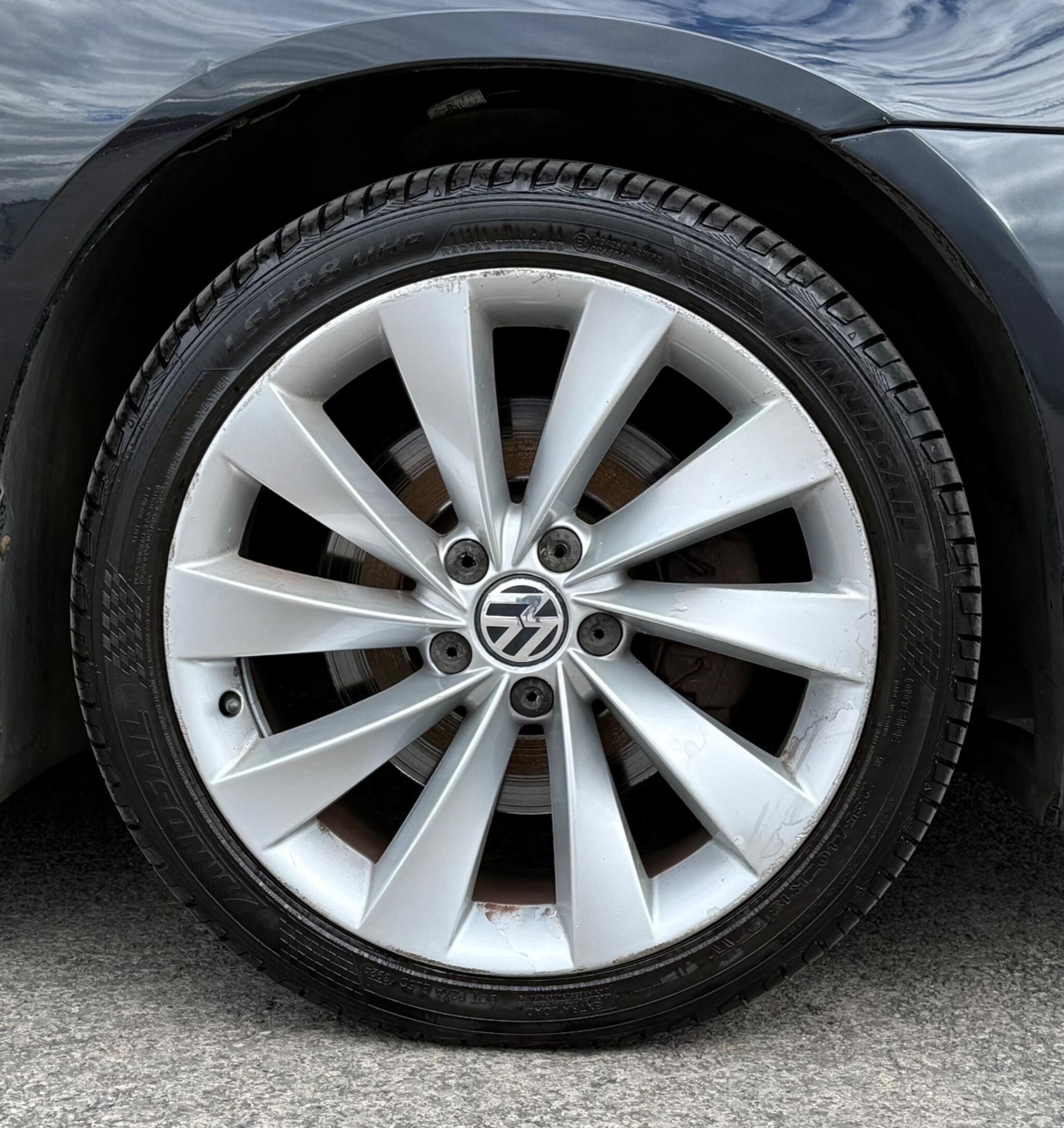 Volkswagen Scirocco - Image 31