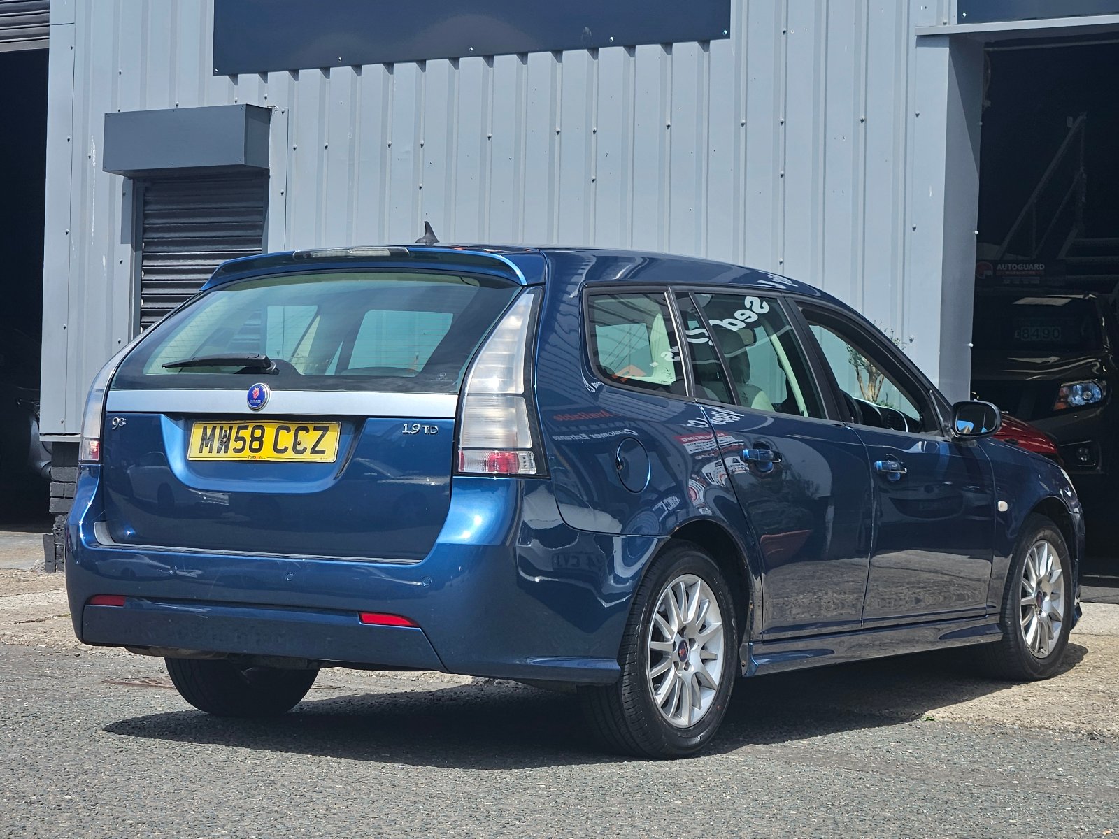 Saab 9-3 - Image 6