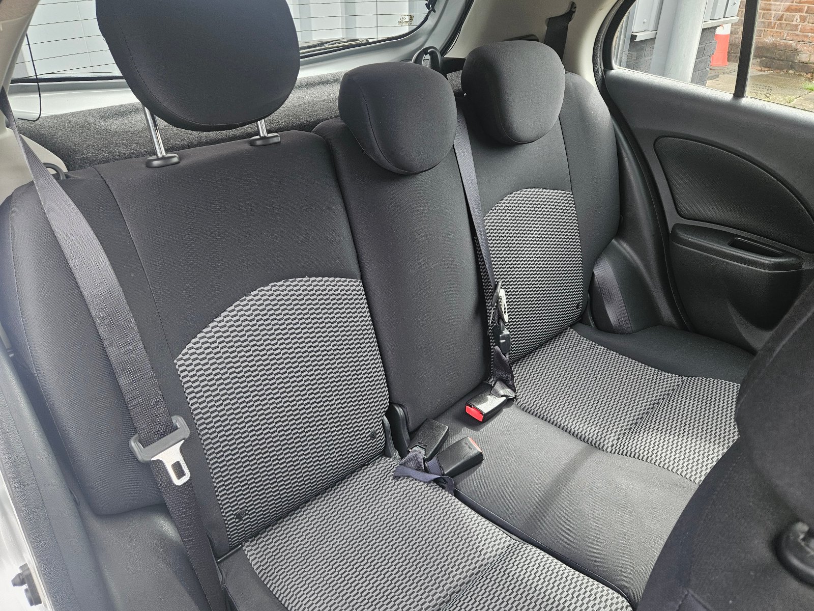 Nissan Micra - Image 9