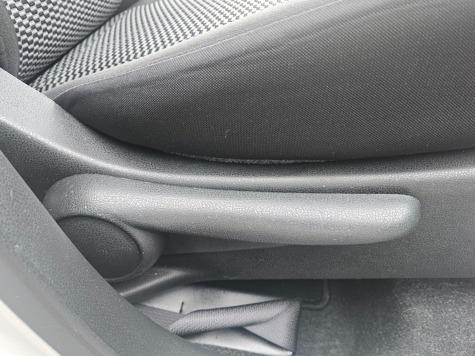 Nissan Micra - Image 22
