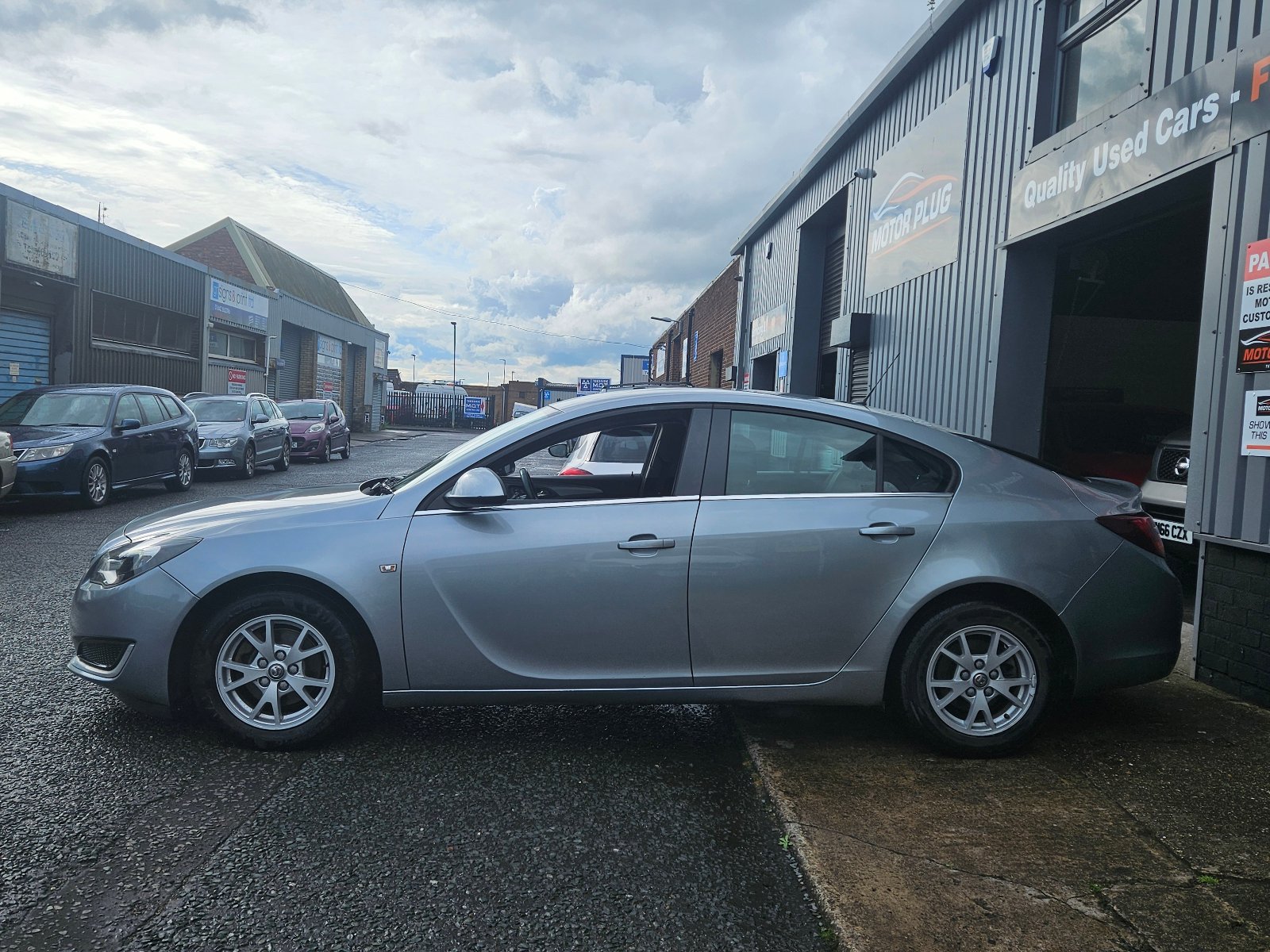 Vauxhall Insignia - Image 7