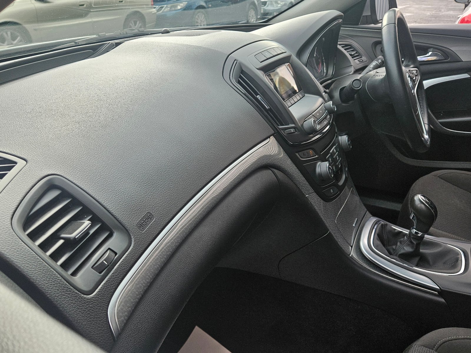 Vauxhall Insignia - Image 12