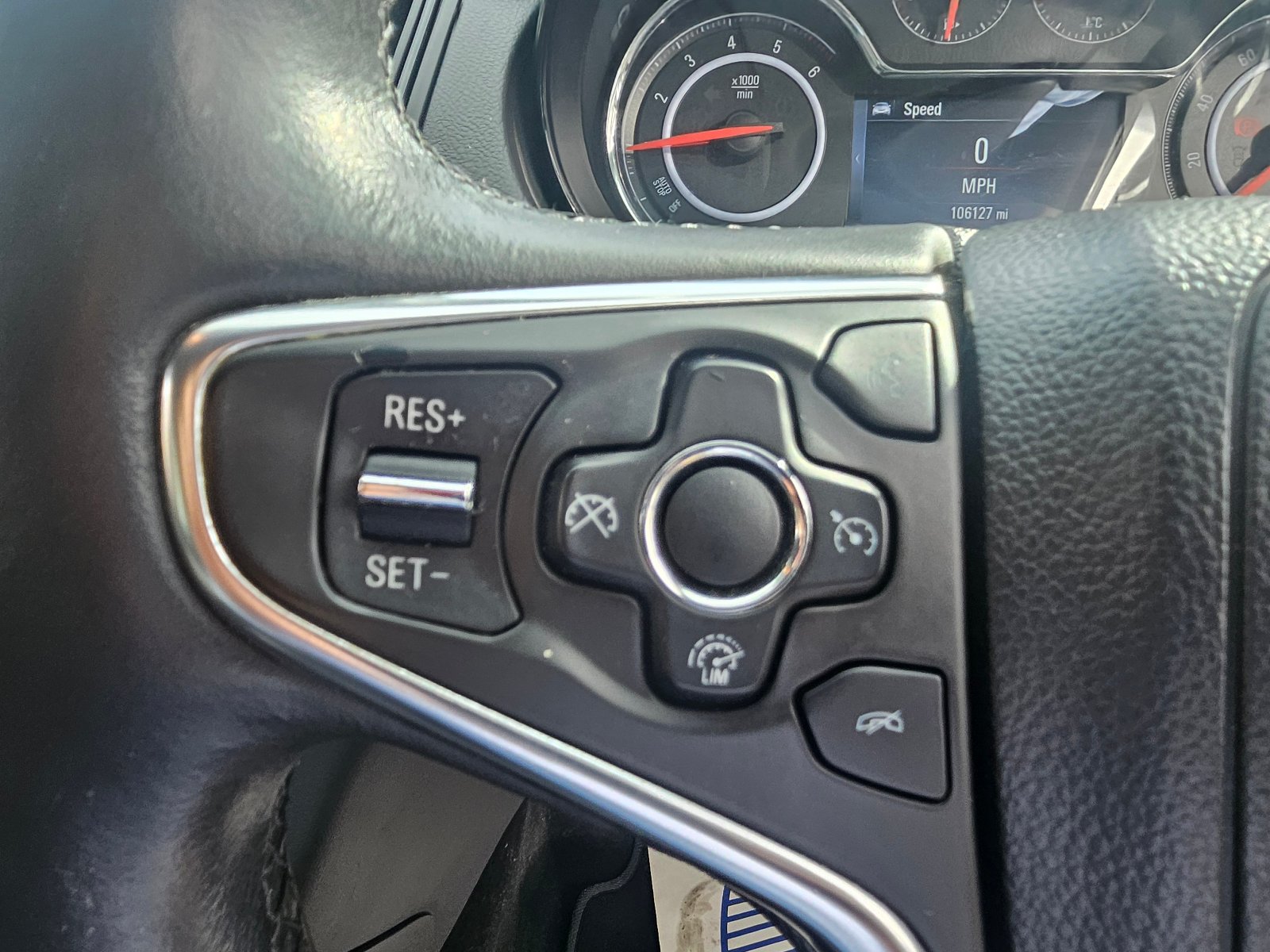 Vauxhall Insignia - Image 31