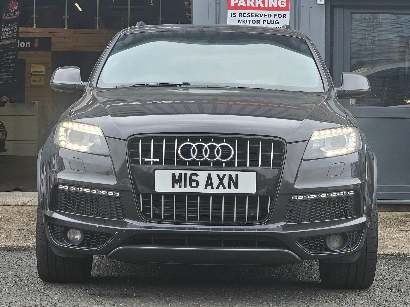Audi Q7 - Image 3