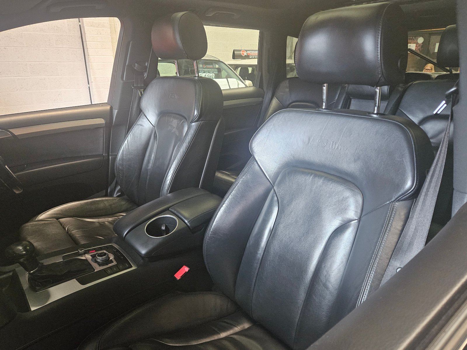 Audi Q7 - Image 28