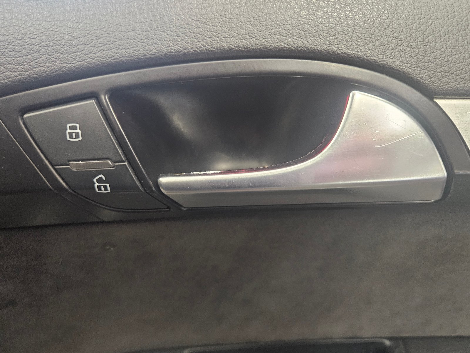 Audi Q7 - Image 34