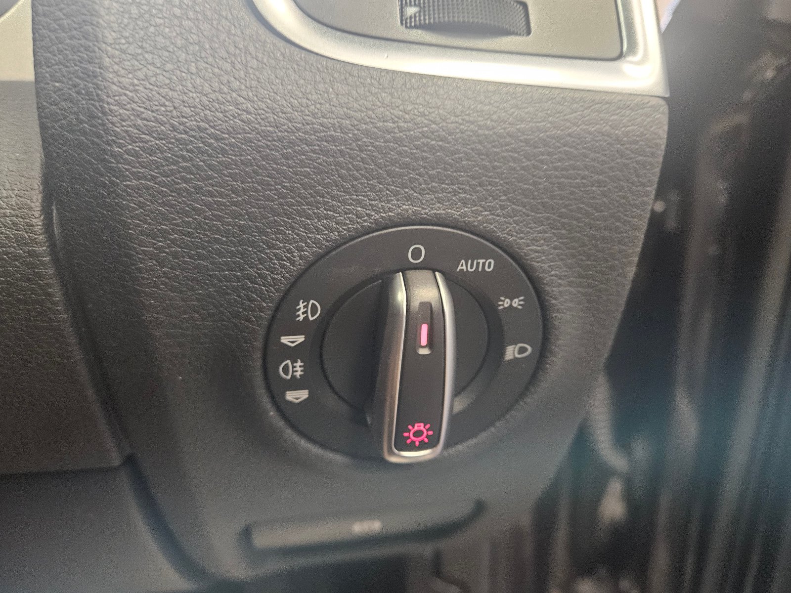 Audi Q7 - Image 35