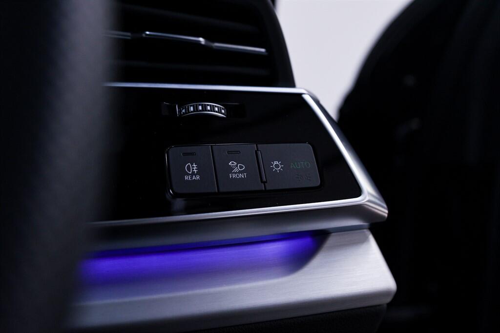 Audi Q7 - Image 17