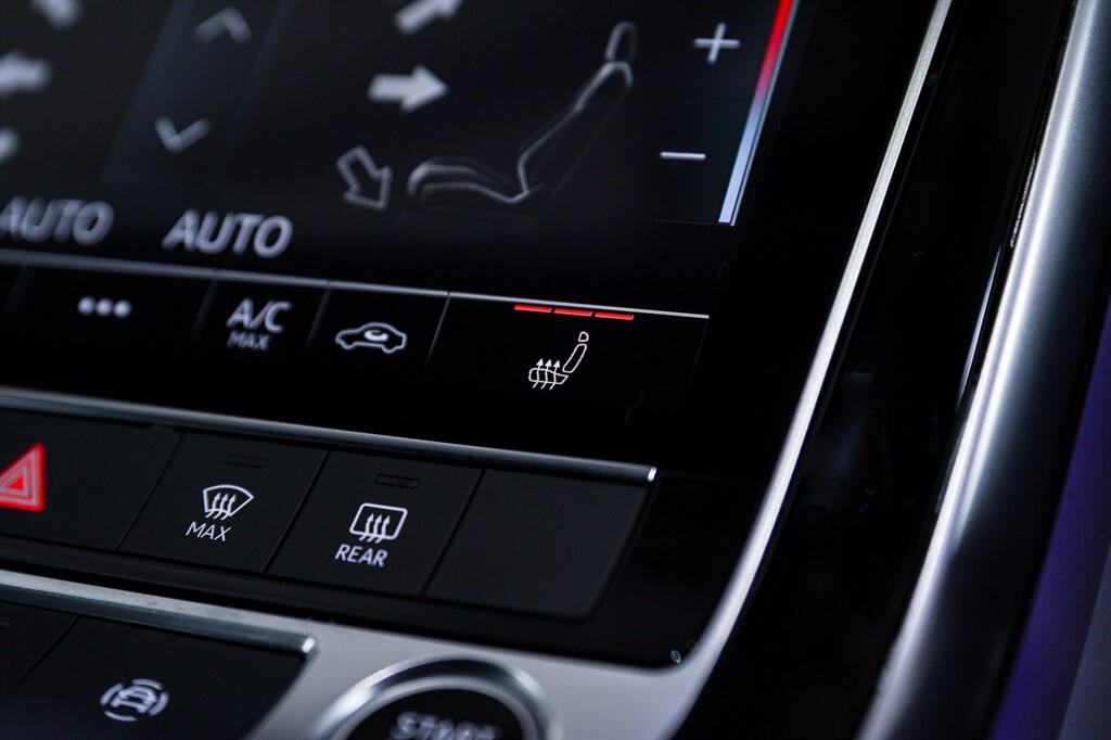 Audi Q7 - Image 18