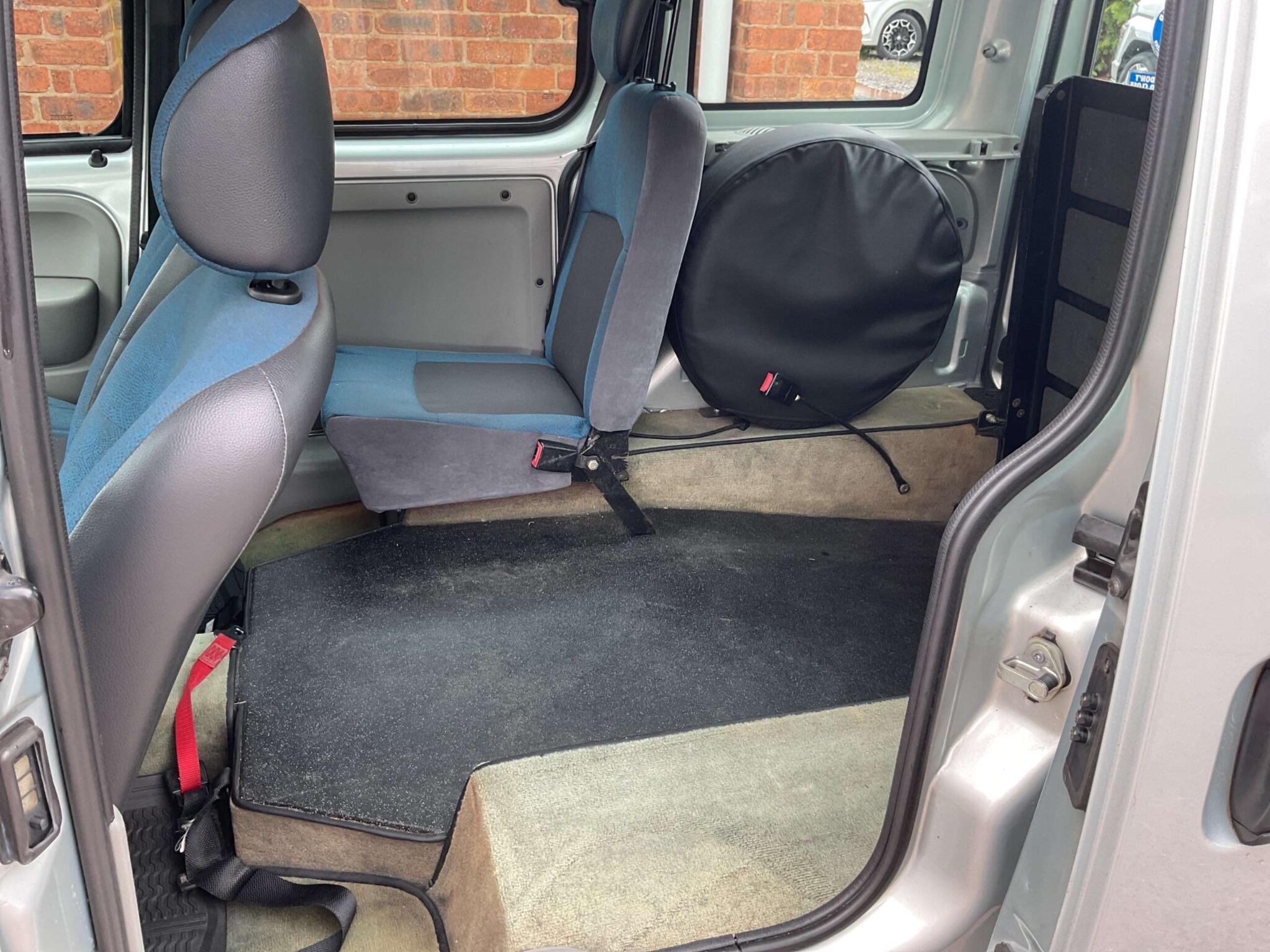 Renault Kangoo - Image 6
