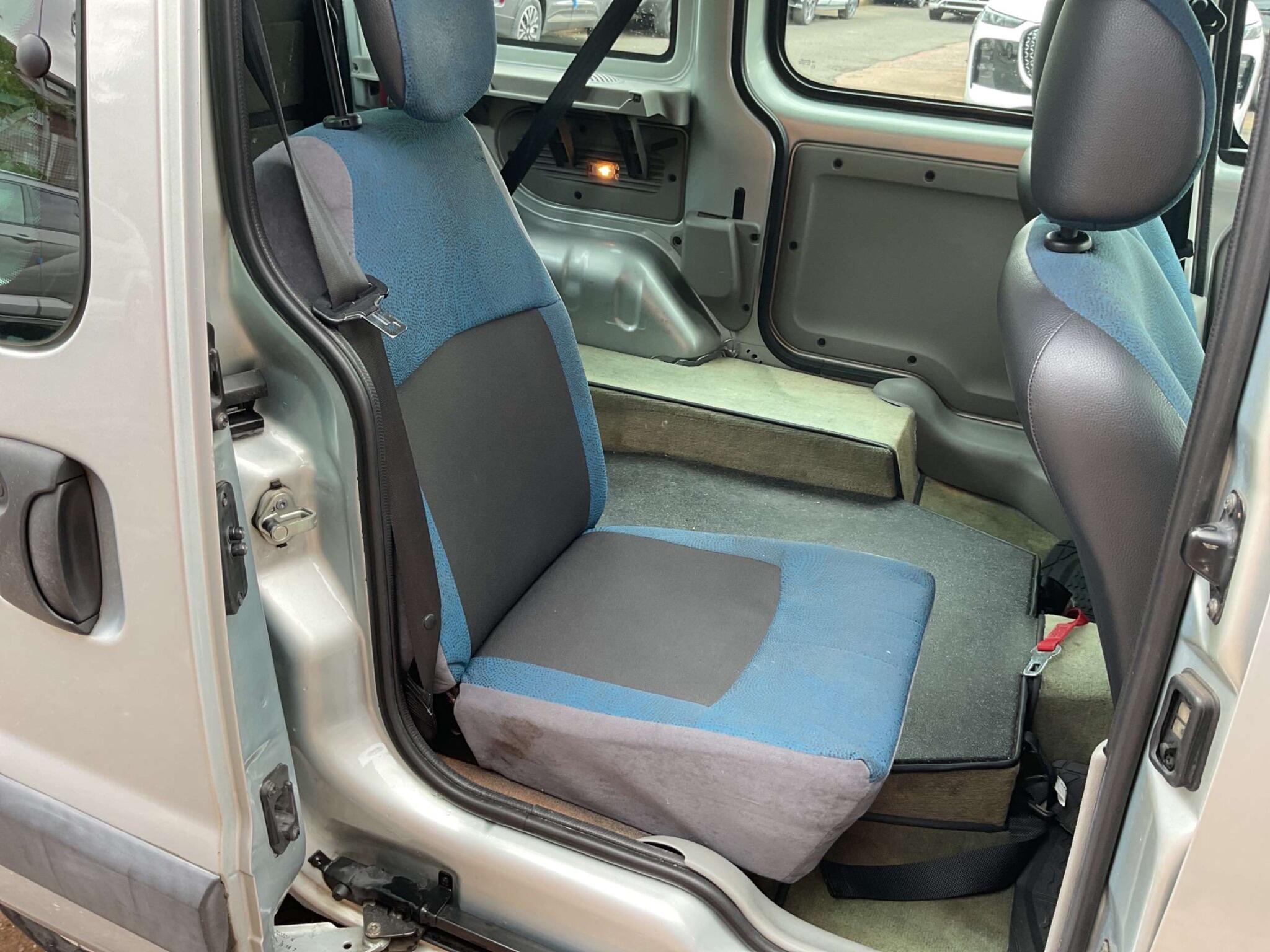 Renault Kangoo - Image 12