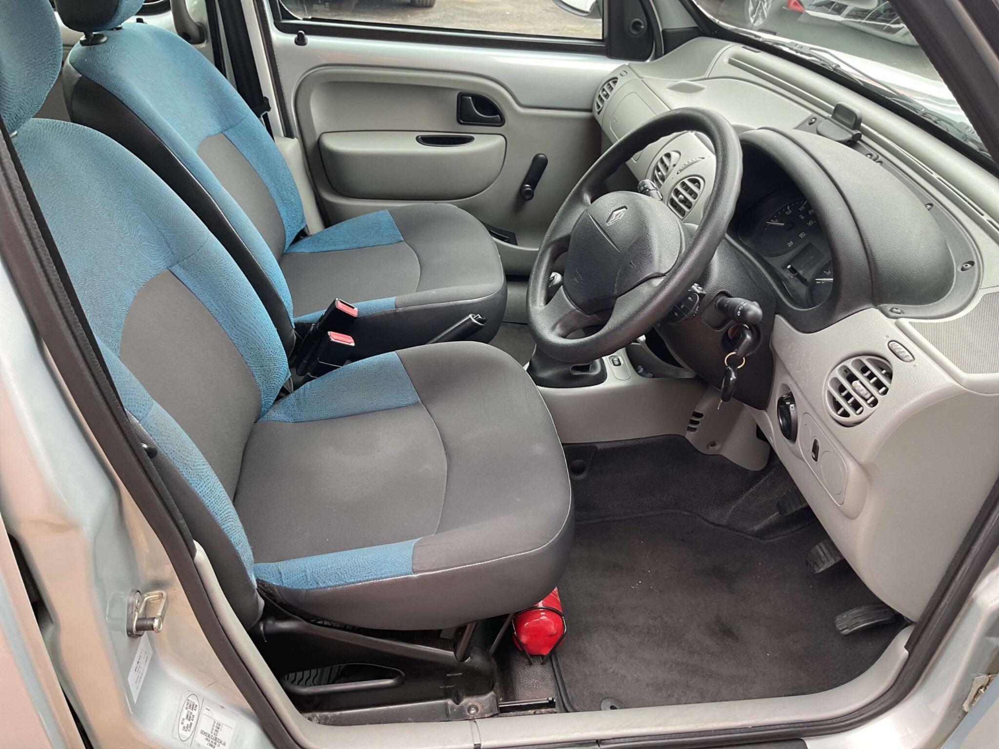 Renault Kangoo - Image 14