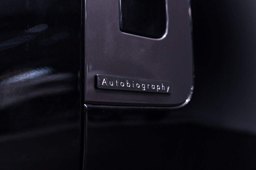 Land Rover Range Rover - Image 11