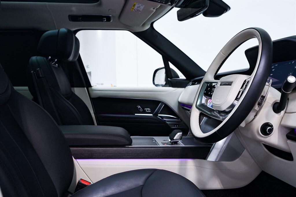 Land Rover Range Rover - Image 13
