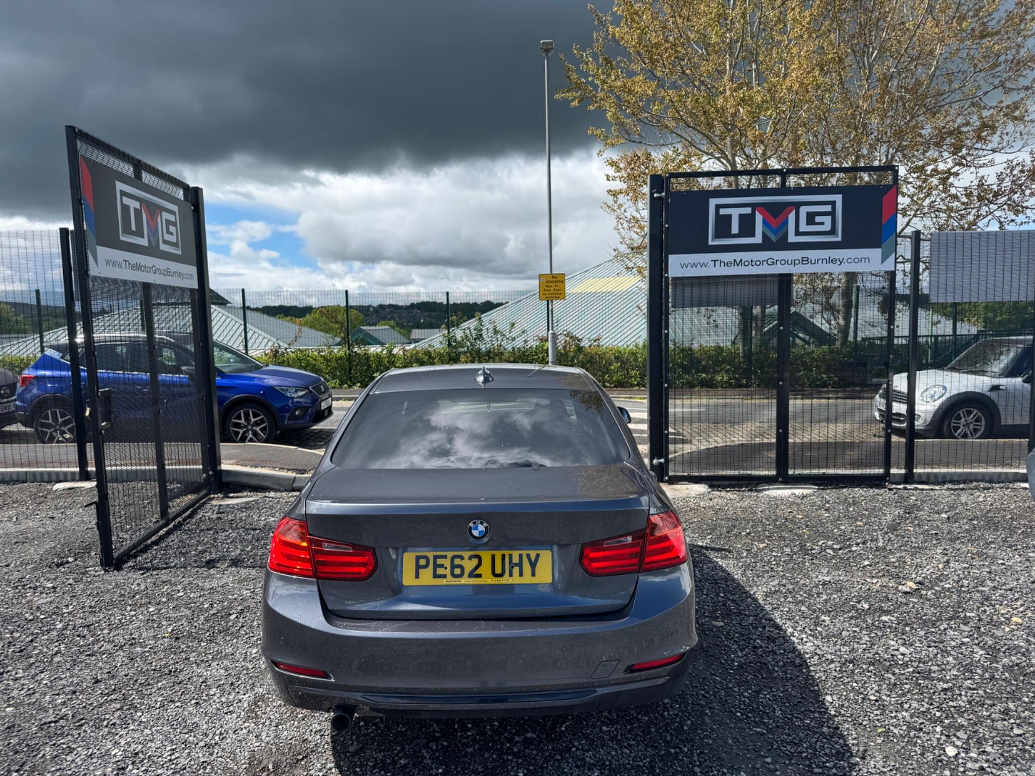 BMW 3 Series - Image 10