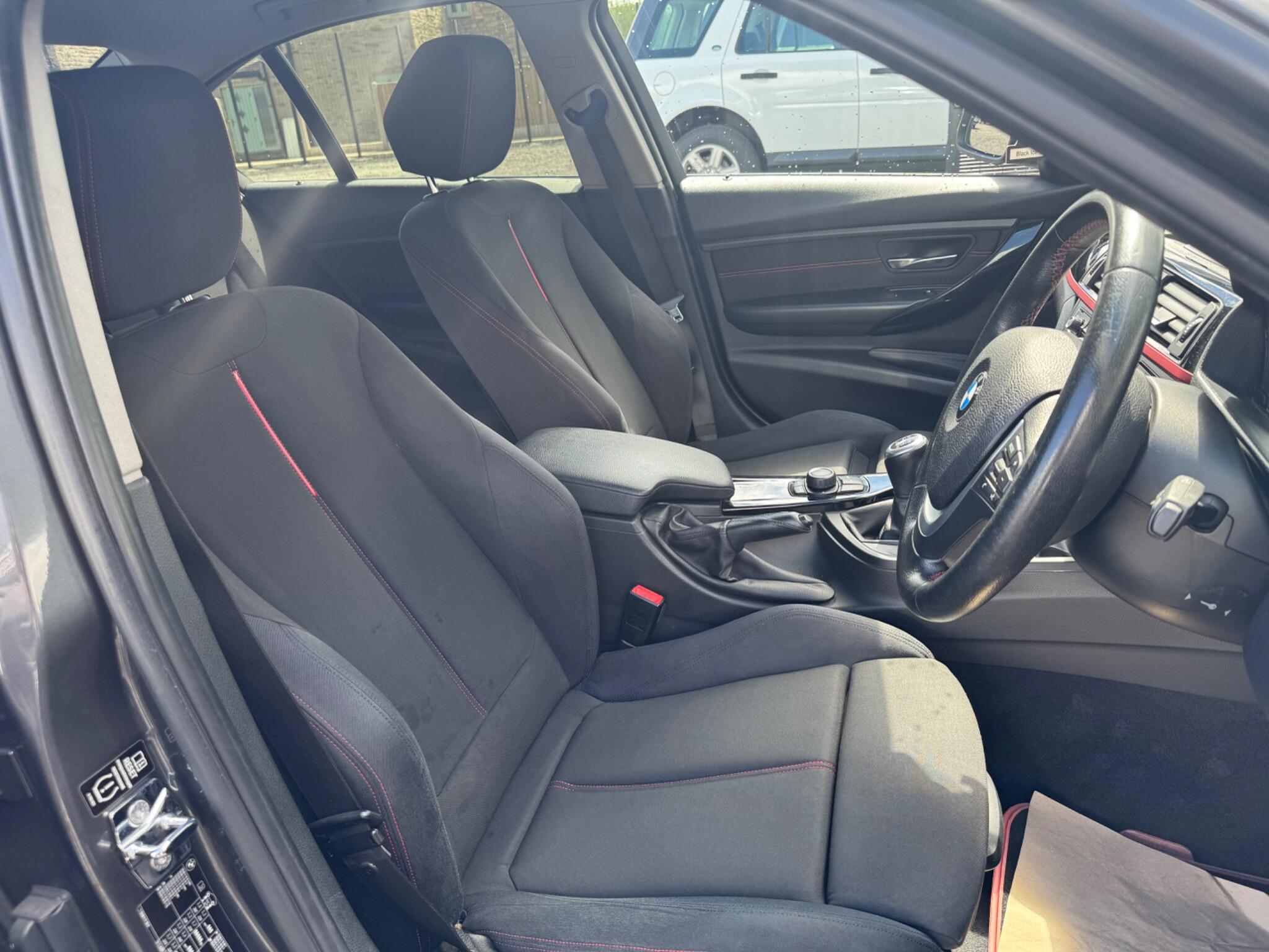 BMW 3 Series - Image 12