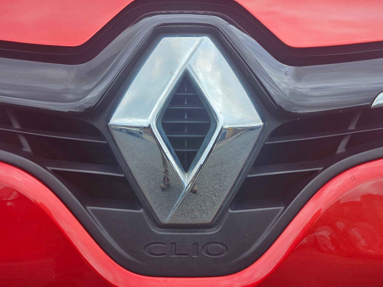 Renault Clio - Image 12