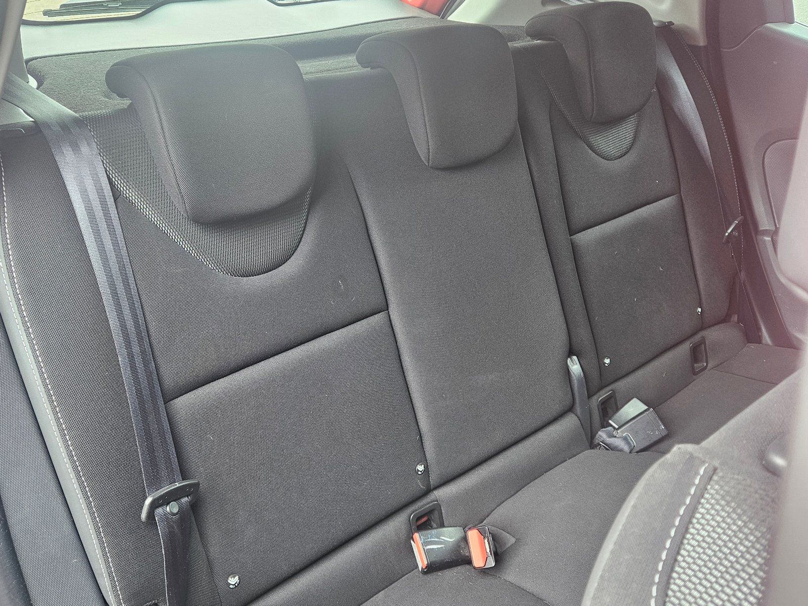 Renault Clio - Image 22