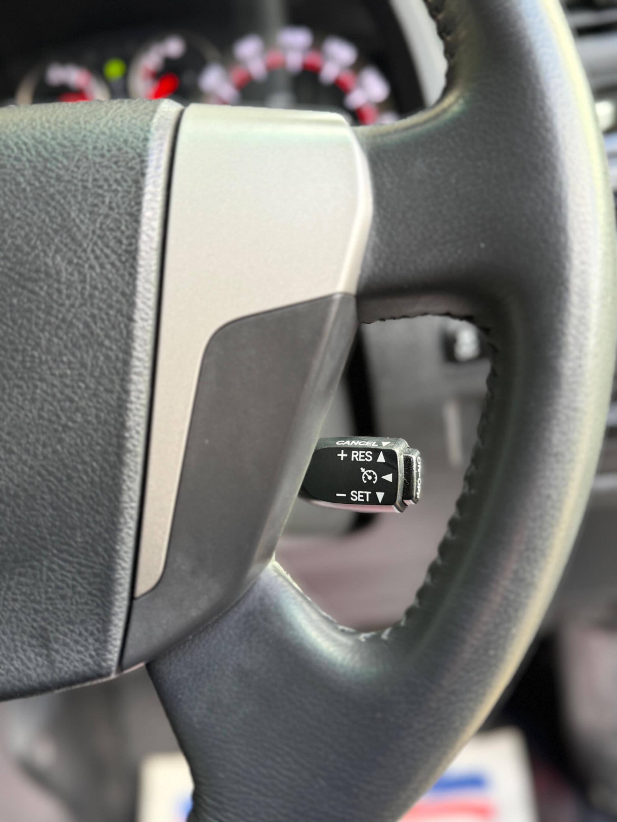 Toyota Vellfire - Image 45