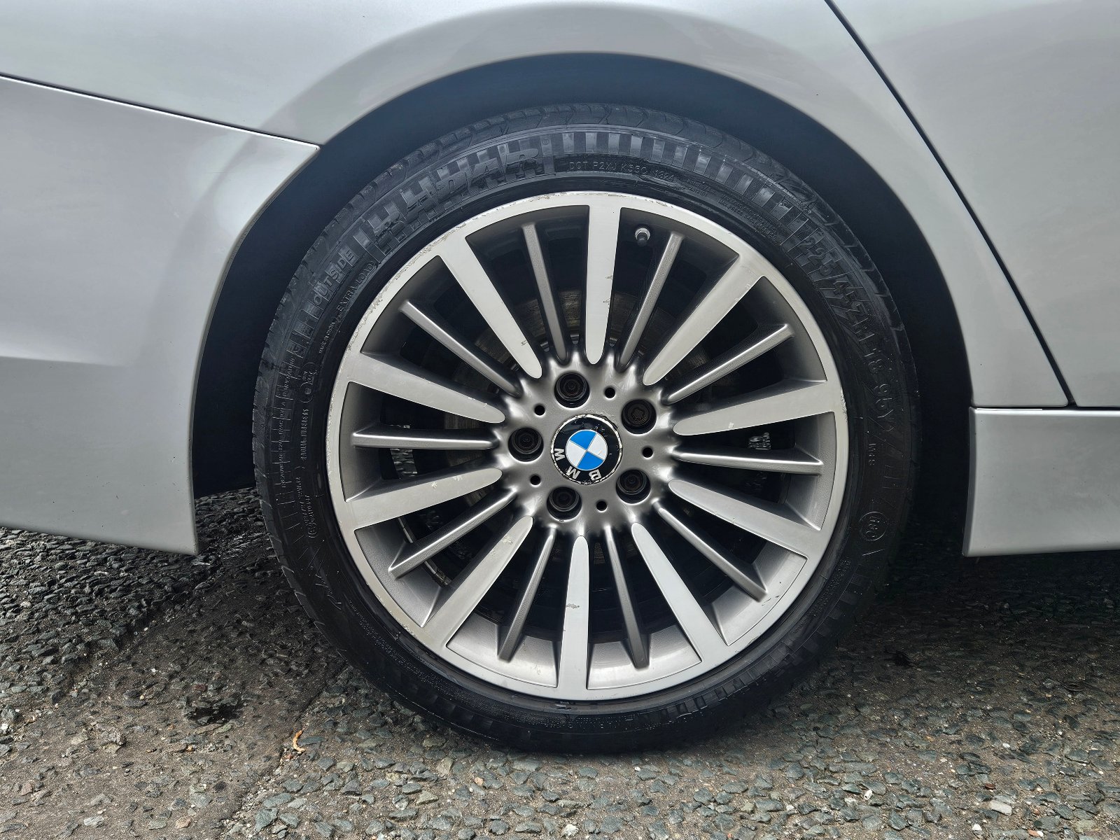 BMW 3 Series - Image 8