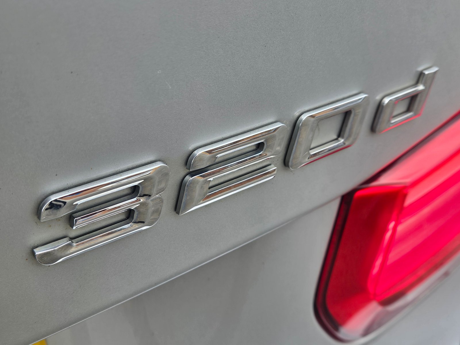 BMW 3 Series - Image 12