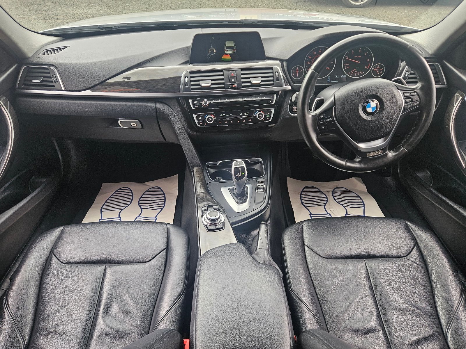 BMW 3 Series - Image 15