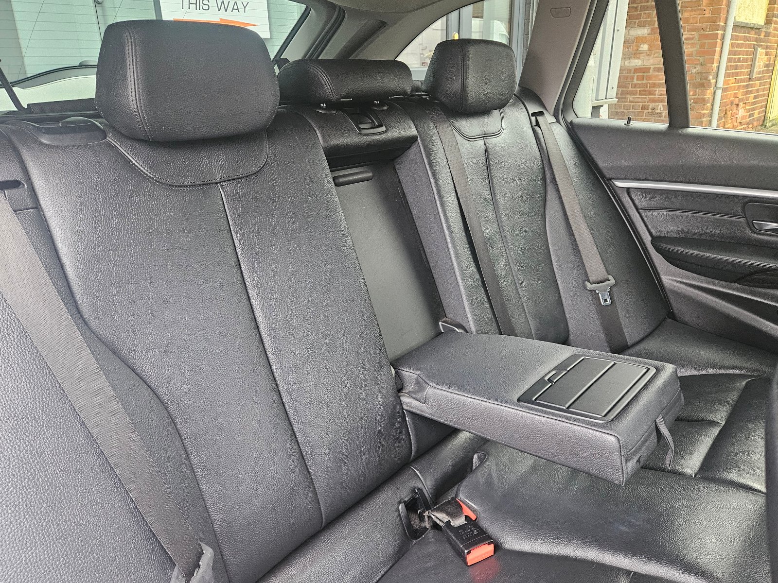 BMW 3 Series - Image 20