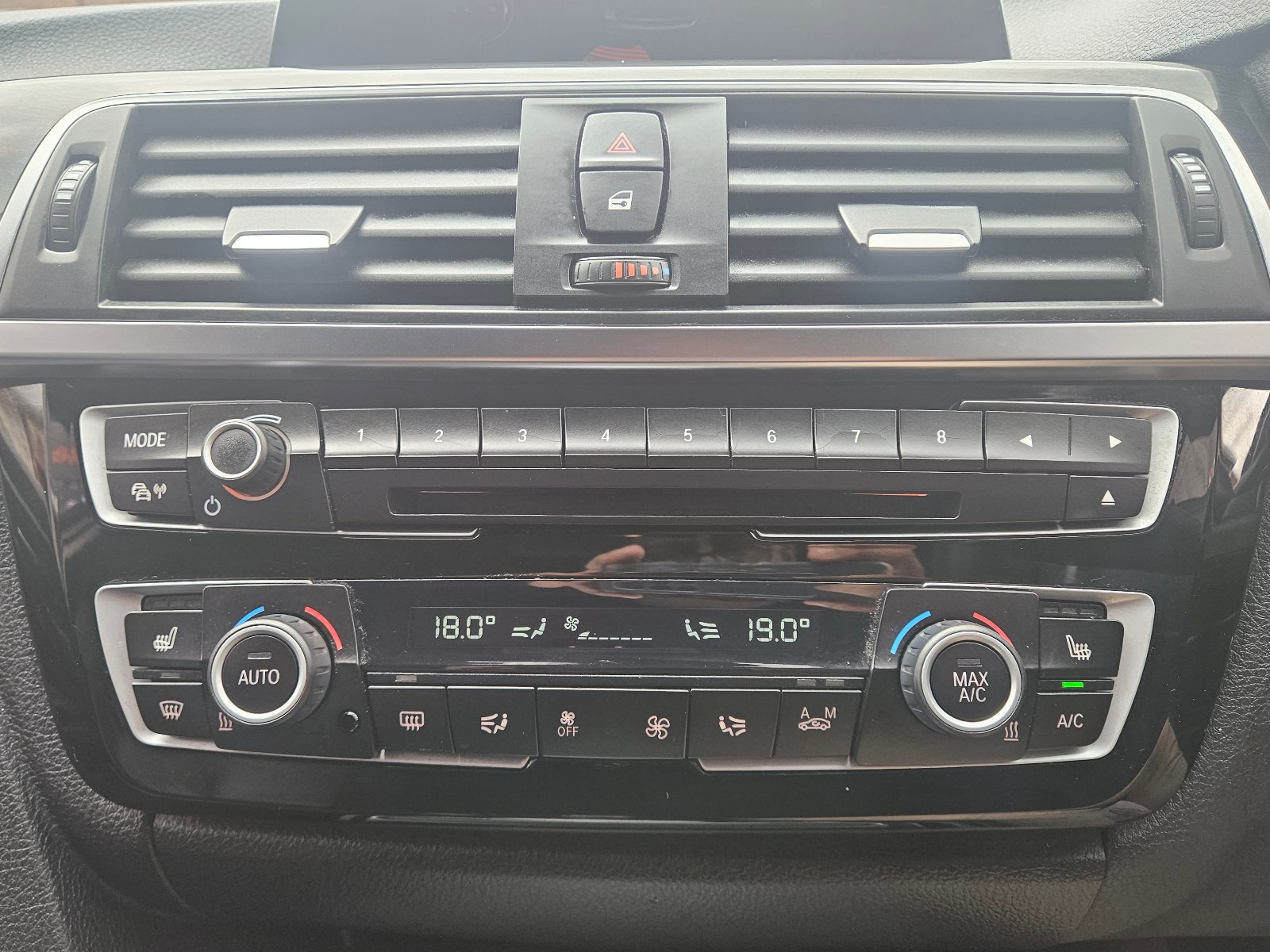 BMW 3 Series - Image 32