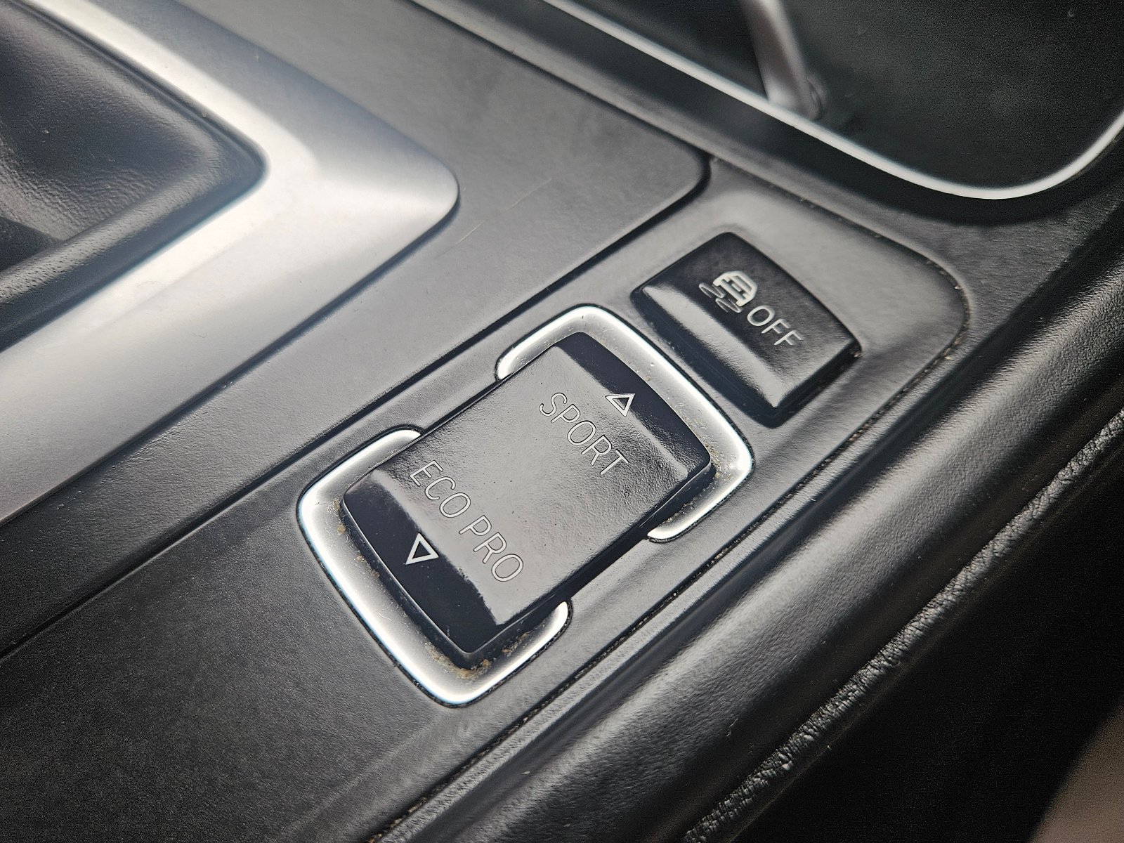 BMW 3 Series - Image 37