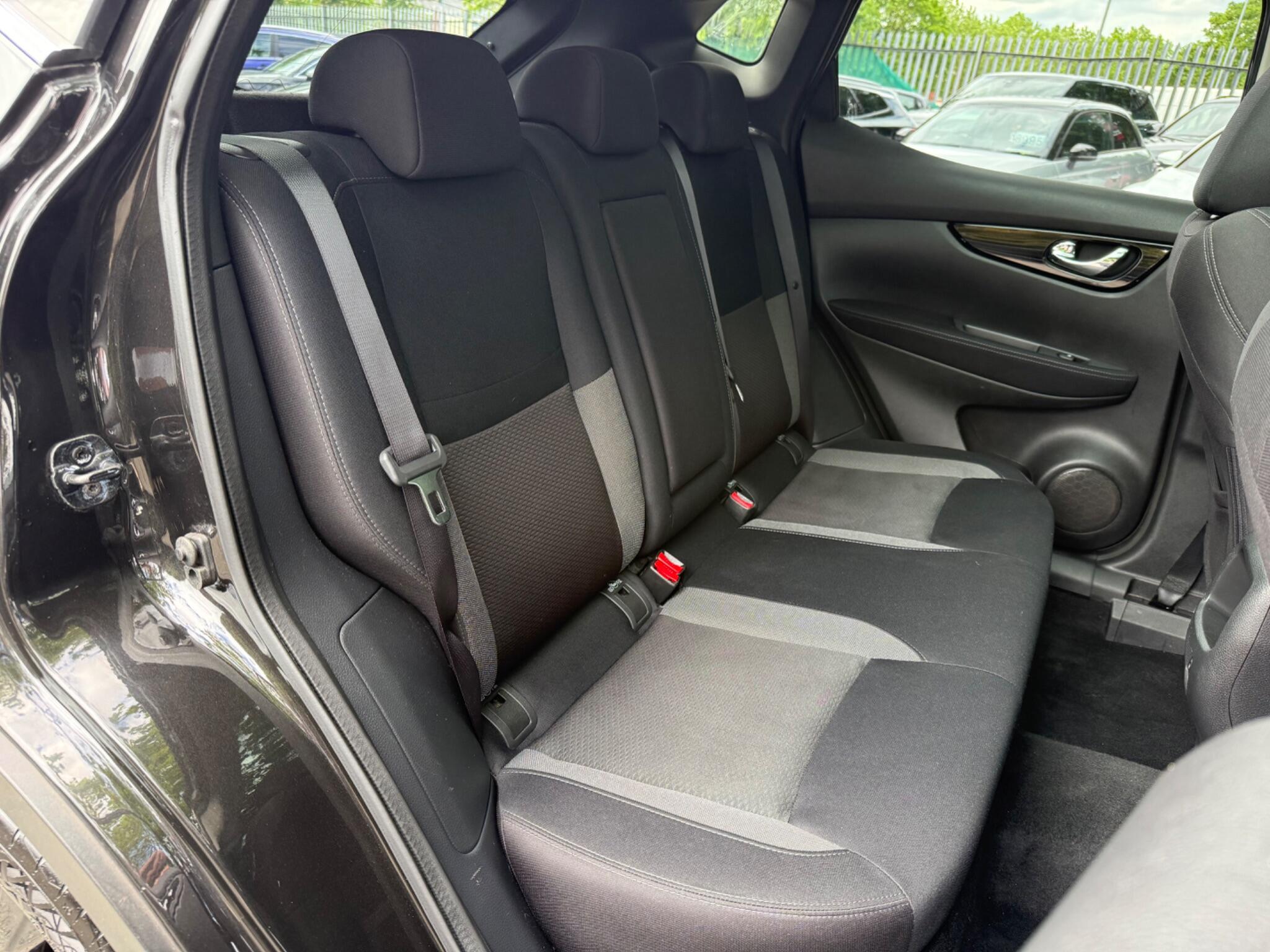Nissan Qashqai - Image 13
