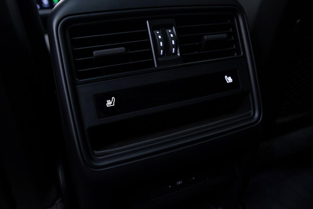 Porsche Cayenne - Image 20