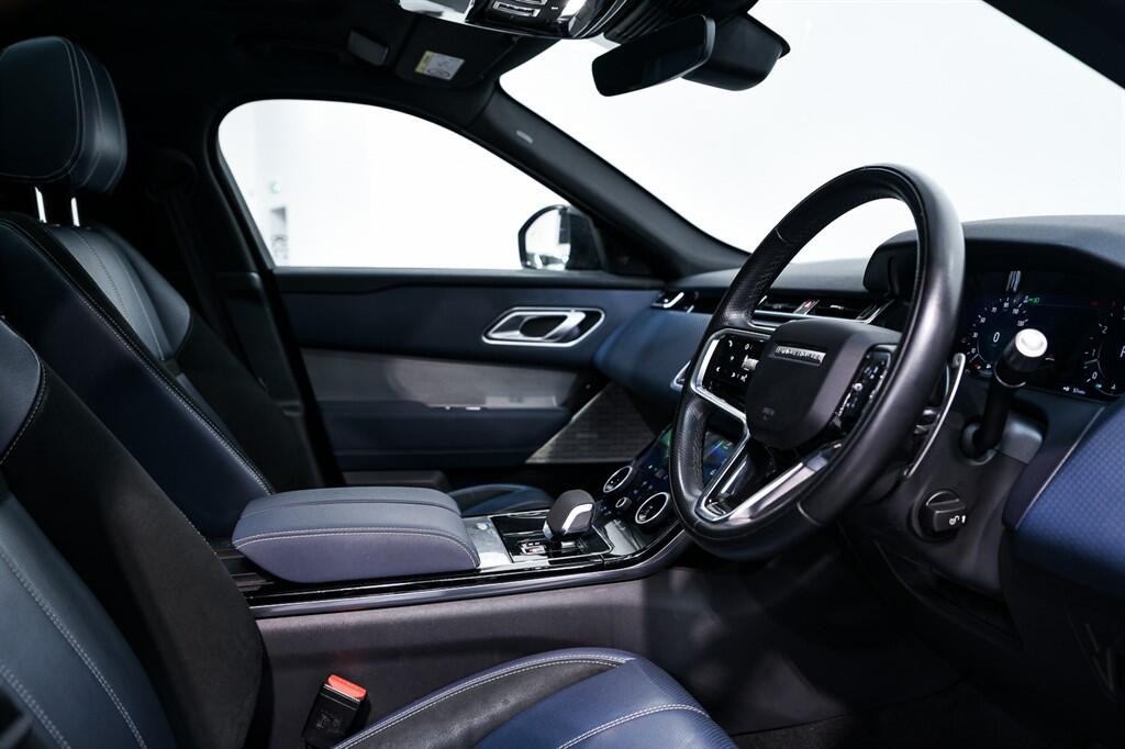 Land Rover Range Rover Velar - Image 9