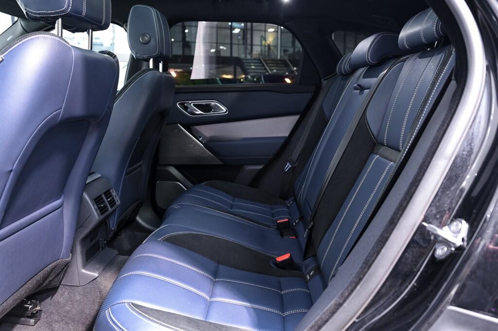 Land Rover Range Rover Velar - Image 13