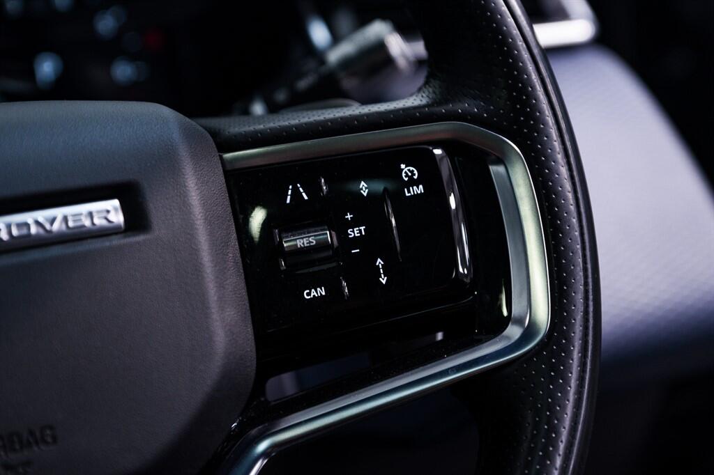 Land Rover Range Rover Velar - Image 19