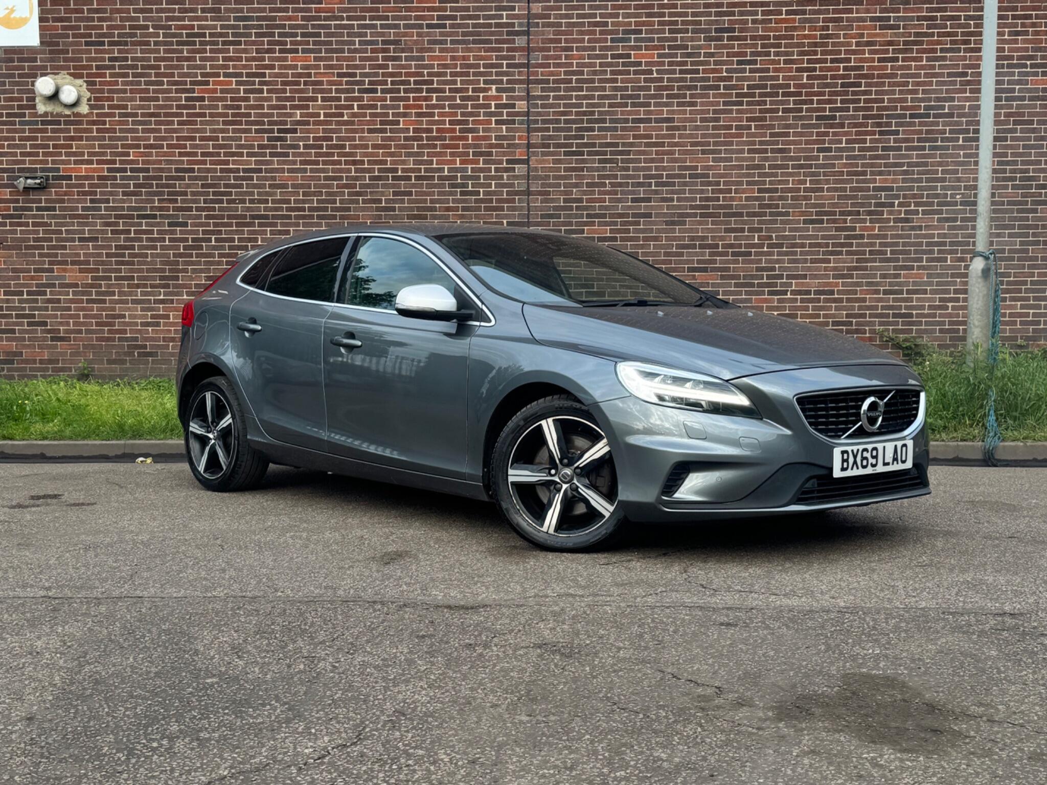Volvo V40