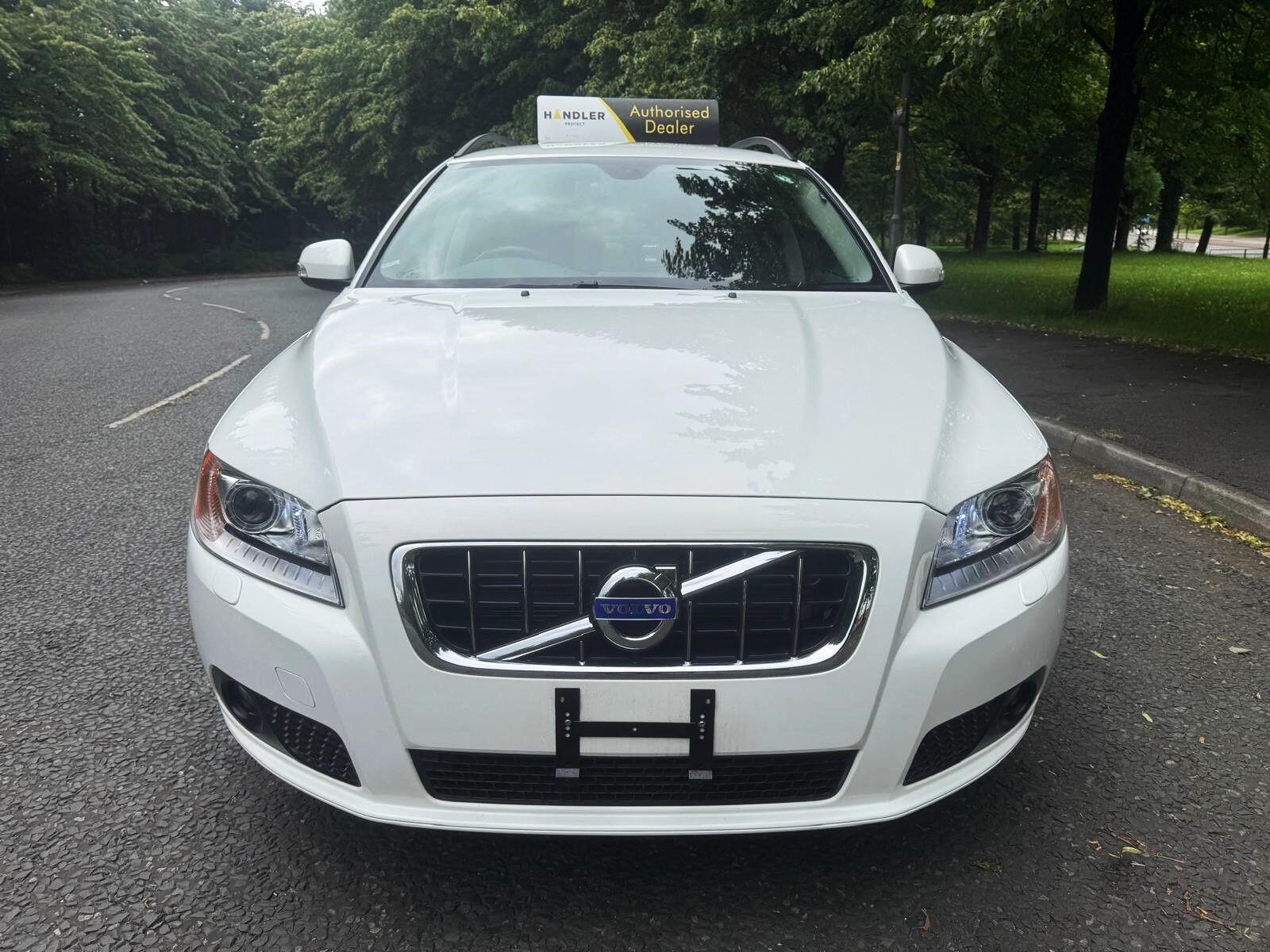 Volvo V70 - Image 2