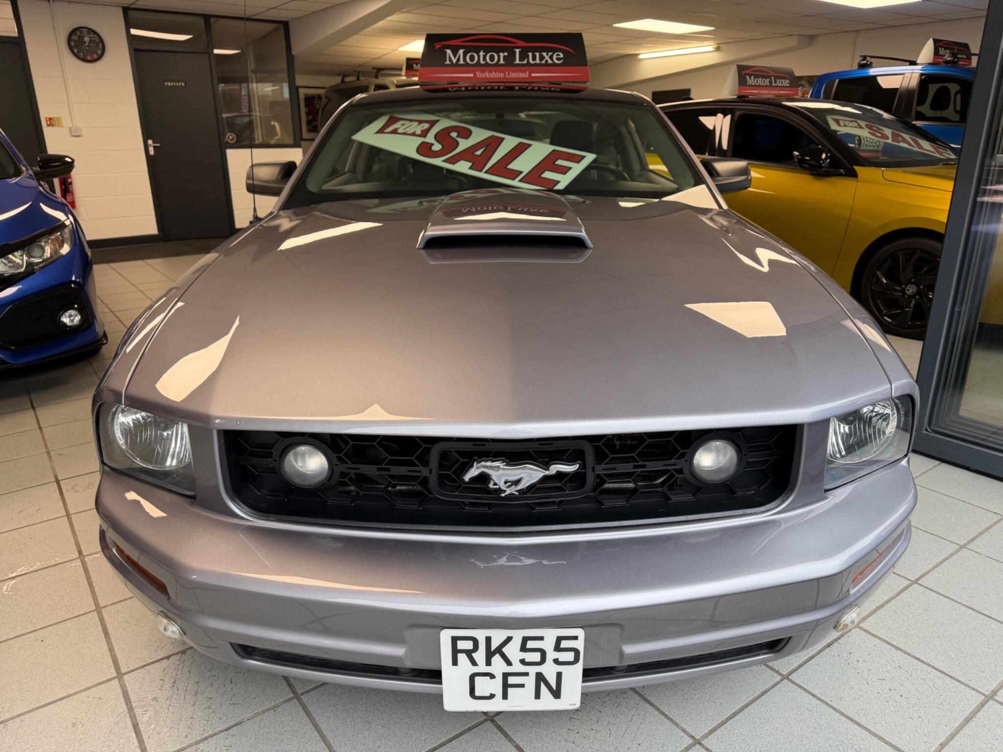 Ford Mustang - Image 17