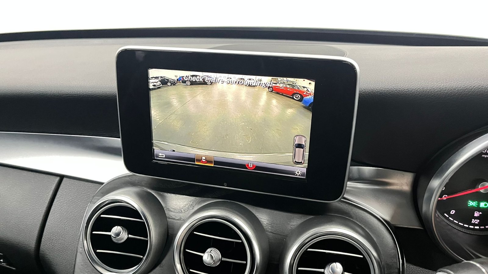 Mercedes C Class - Image 30
