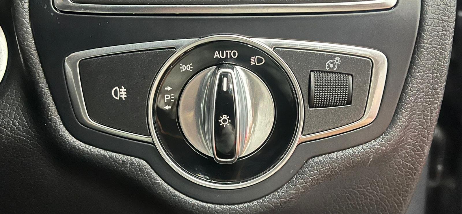 Mercedes C Class - Image 45