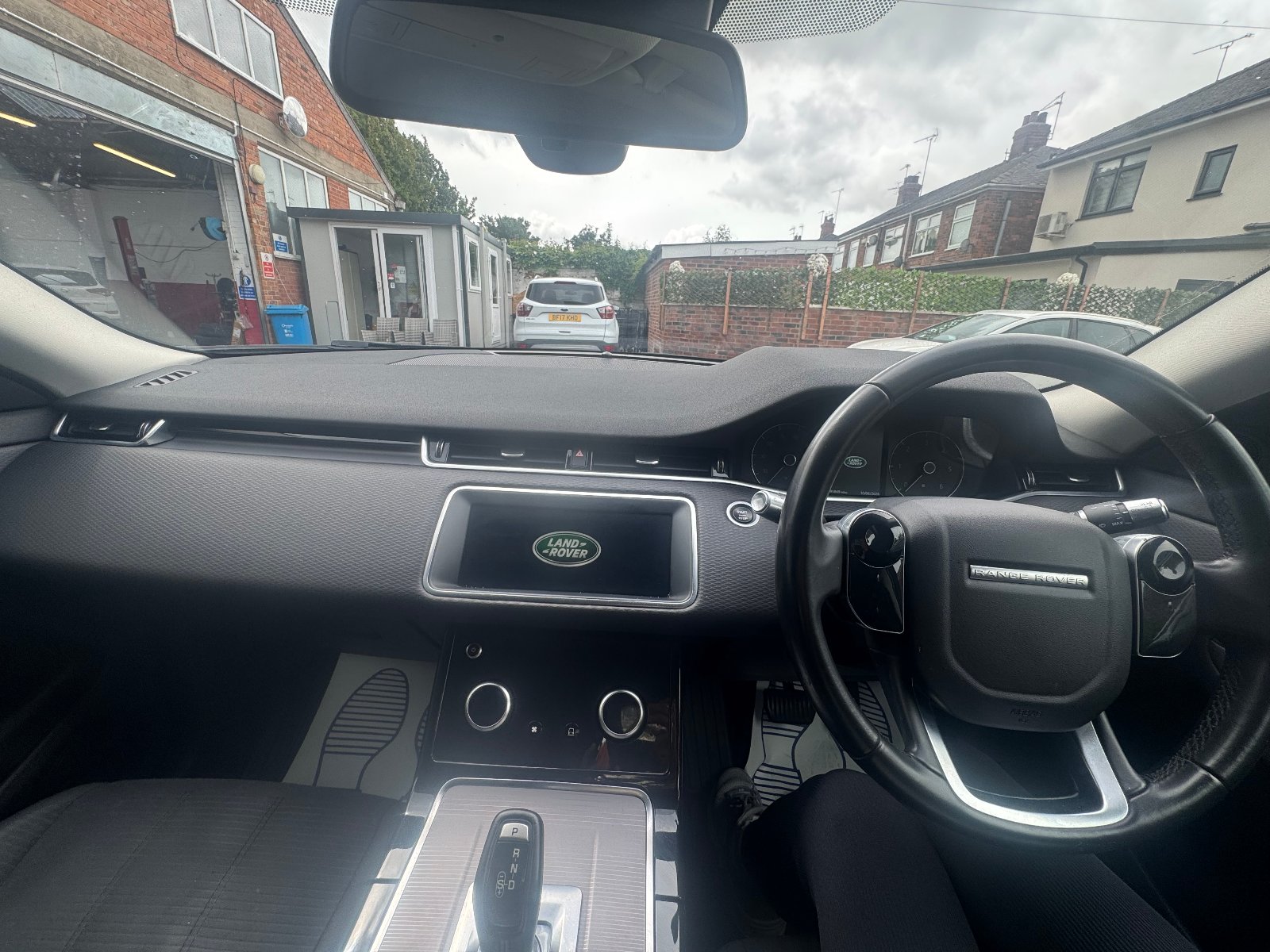 Land Rover Range Rover Evoque - Image 8