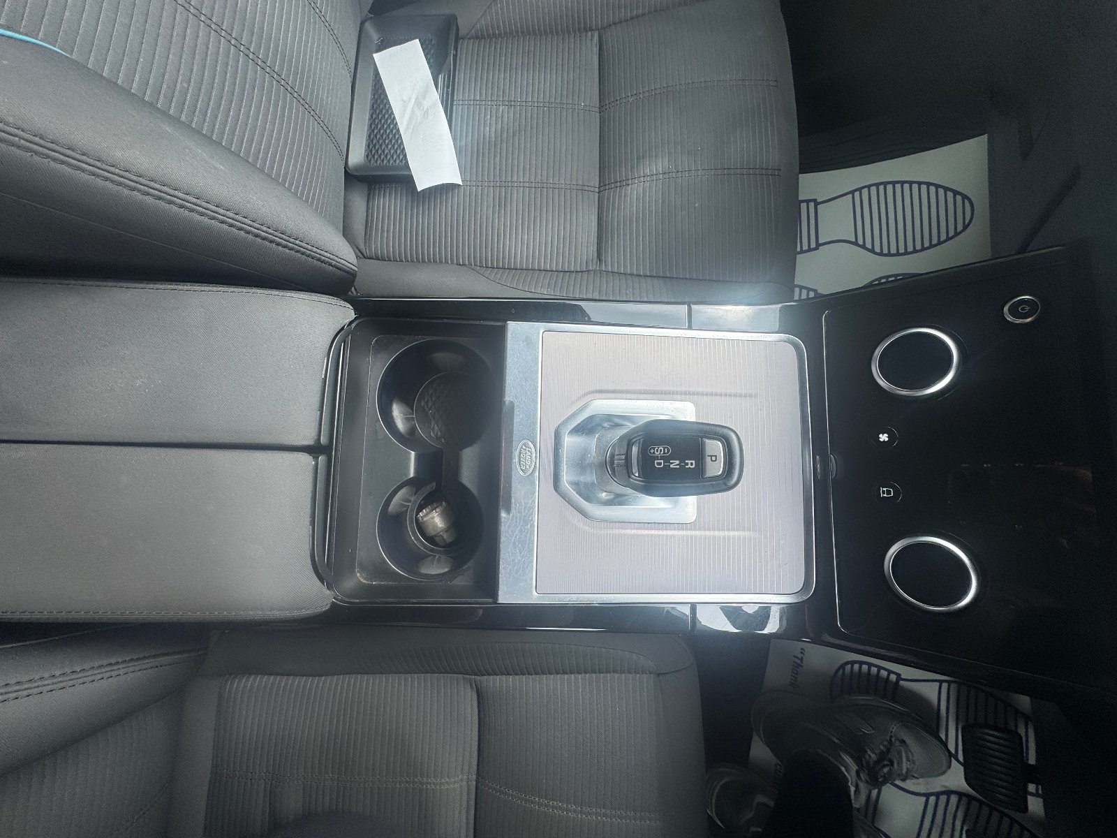 Land Rover Range Rover Evoque - Image 10