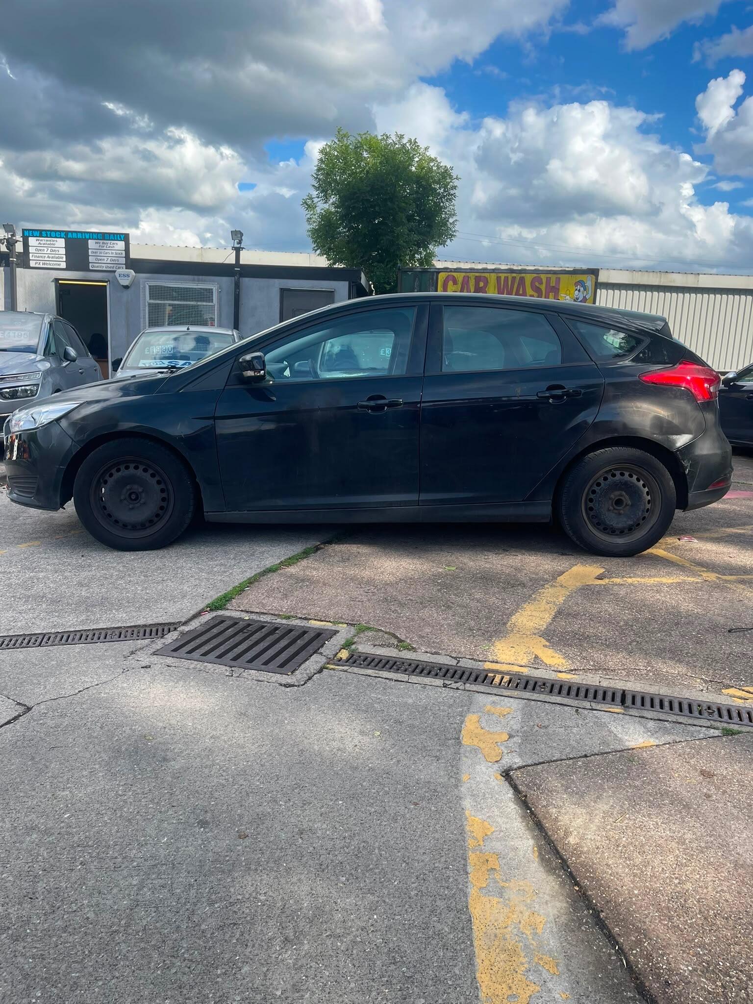 Ford Focus - Image 4