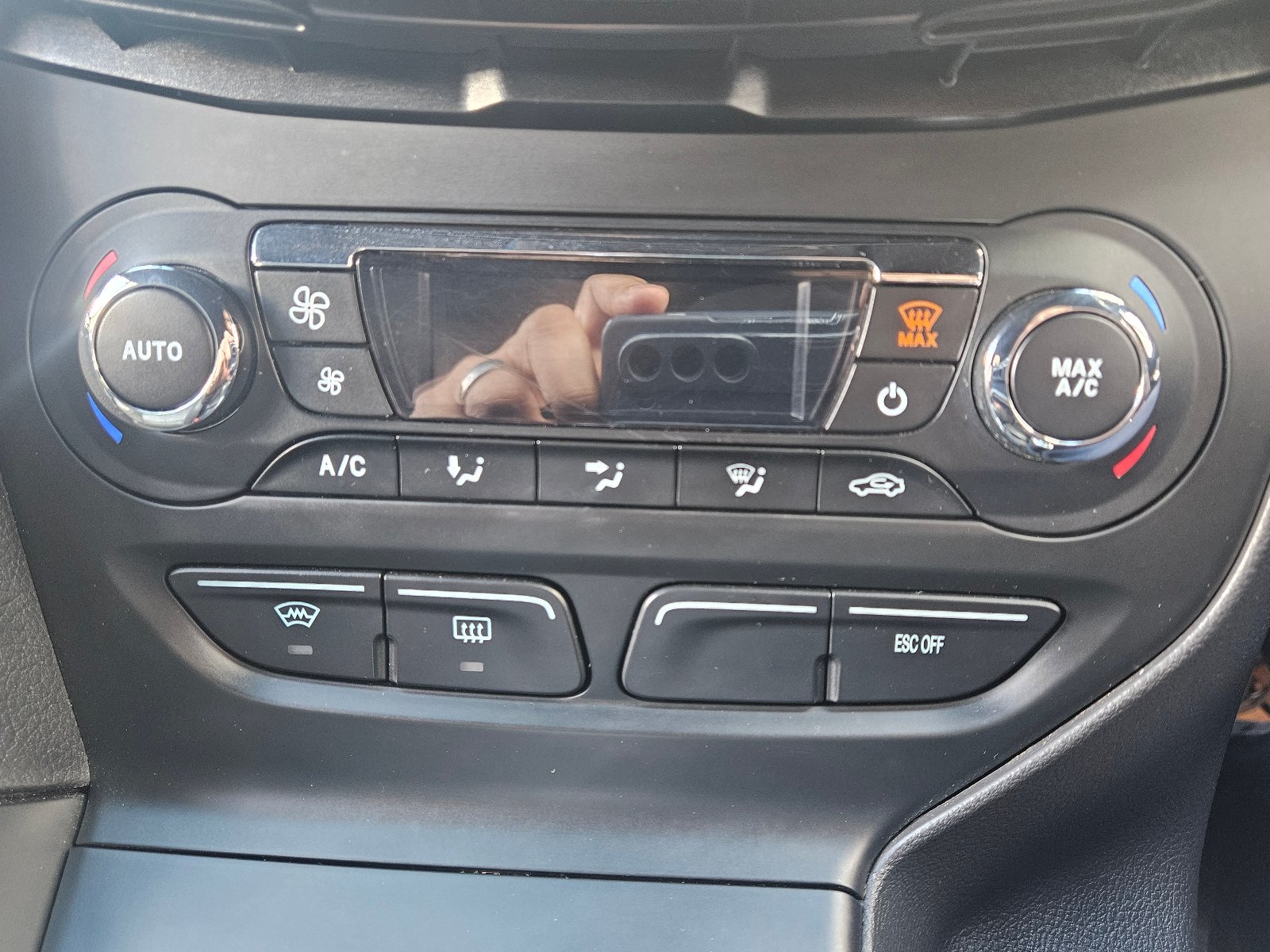 Ford Focus - Image 28
